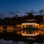 Botel Water Hideout - Floating In Wild Nature