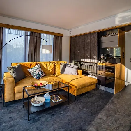 Water Hideout - Floating In Wild Nature Botel Nowawieś Zbąska