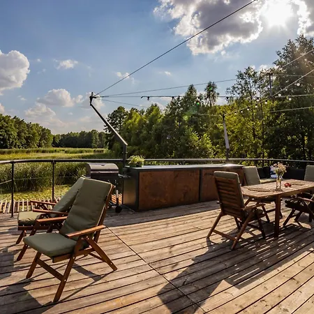 Botel Water Hideout - Floating In Wild Nature Nowawies Zbaska