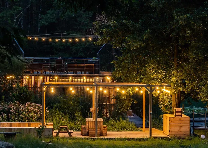 Botel Water Hideout - Floating In Wild Nature *