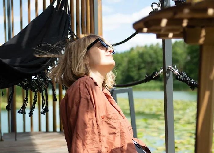 Water Hideout - Floating In Wild Nature Botel Nowawieś Zbąska