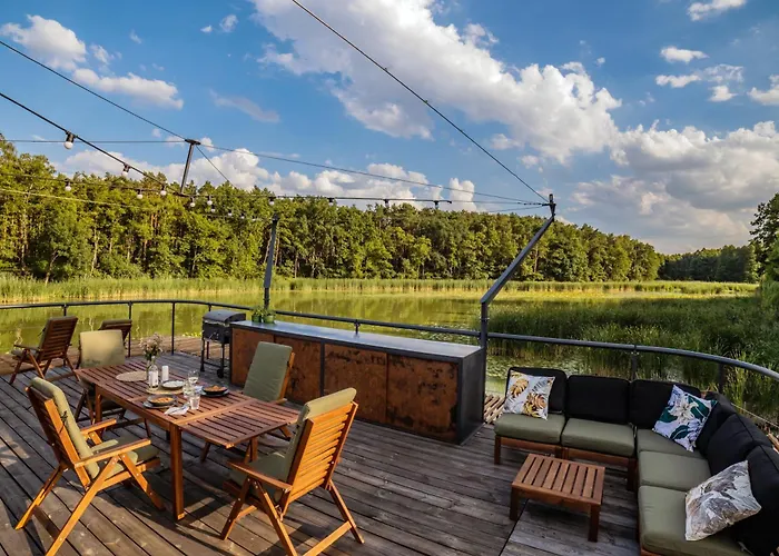 Botel Water Hideout - Floating In Wild Nature Nowawieś Zbąska
